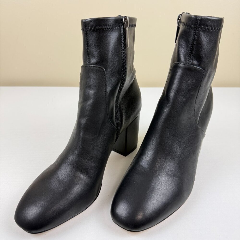 EUC Abercrombie & Fitch Vivianne Black Soft Leather Ankle Boots
